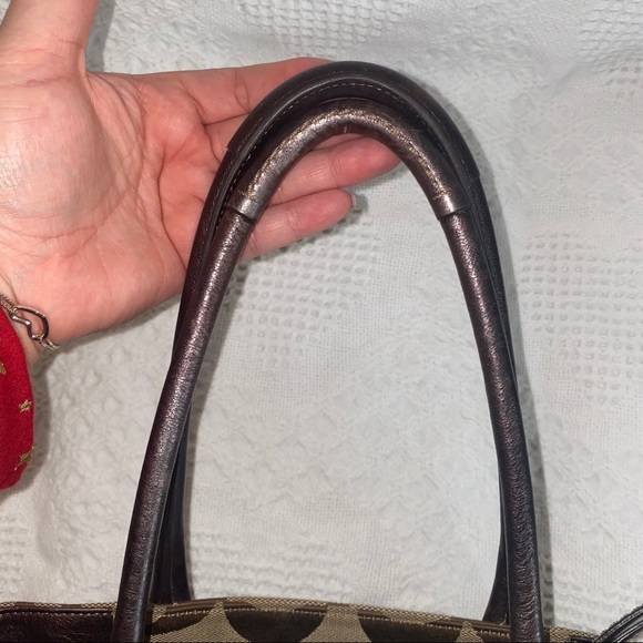 Authentic COACH Brown Purse Shoulder Bag - Picture 9 of 10